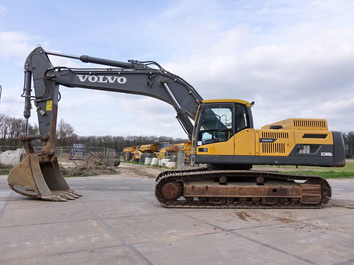 Volvo EC380DL